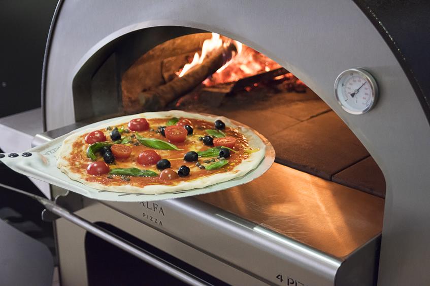 Alfa Ovens Italian wood-fired pizza oven