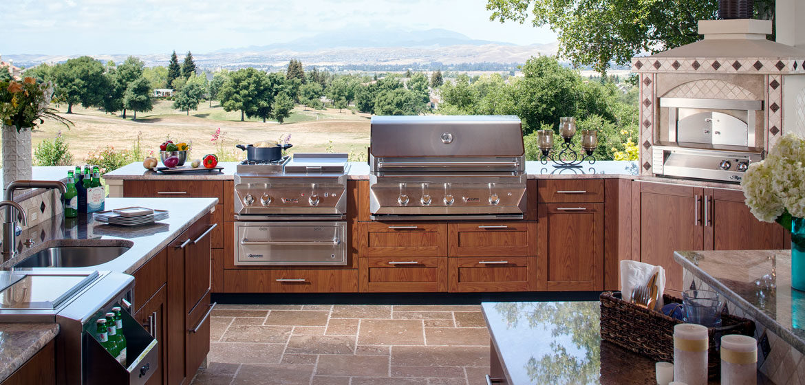 brown jordan outdoor kitchen with woodgrain finish in a beautiful mountainside setting