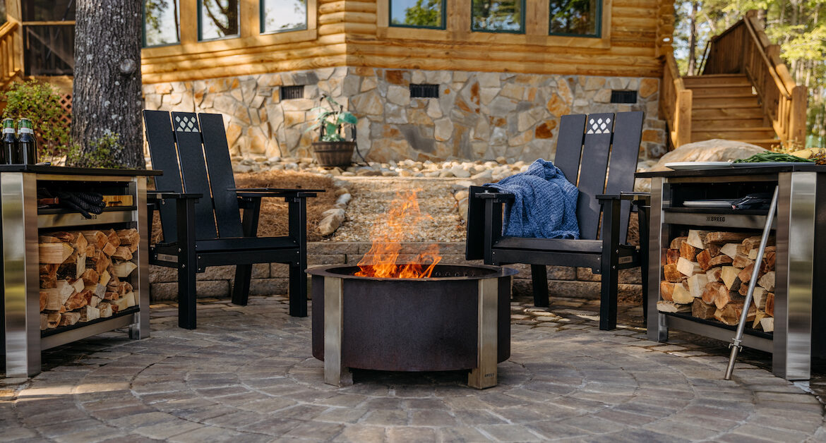 transition patio from summer to fall, outdoor patio, outdoor lighting, fire pit